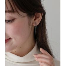 ブルーイースト(BLUEEAST)のビジューバーロングピアス