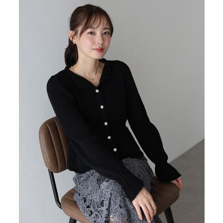 パールボタンペプラムニット | ブルーイースト(BLUEEAST) | マルイ  