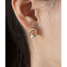 パールモチーフピアス / ニッケルフリー