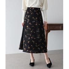 ブルーイースト(BLUEEAST)の花柄サテンマーメイドスカート