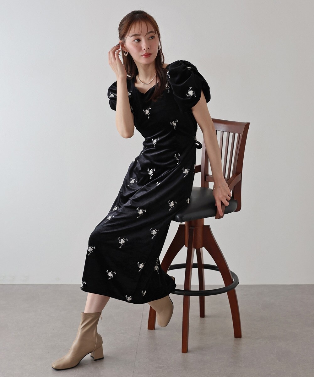 ブルーイースト（BLUEEAST）/フラワー刺繍ベロアワンピース 結婚式 パーティードレス 成人式 二次会 同窓会 お呼ばれ フラワー刺繍ベロアワンピース 結婚式 パーティードレス 成人式 二次会