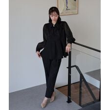 パールモチーフペプラムブラウス＆パンツセット