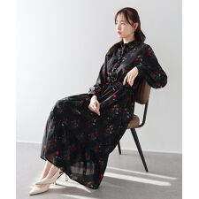 襟付きフリルワンピース