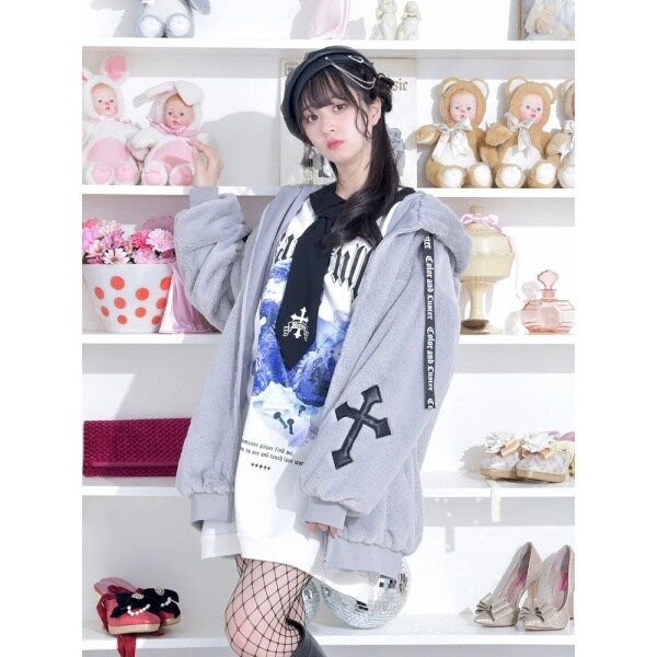 ノエミー NOEMIE スタンドネック合皮ベルトユニセックスファー