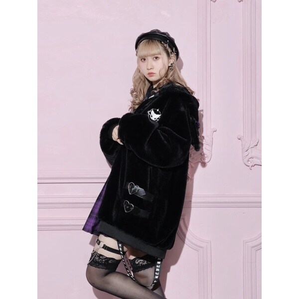 ノエミー クロミ ハートバックル付きユニセックスファーブルゾン 楽天市場】クロミ ハートバックル付きユニセックスファー