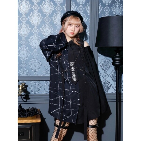 ノエミー 鉄線配色切り替えチェーンユニセックスシャツ&合皮リボン スカート 鉄線配色切り替えチェーンユニセックスシャツ | ノエミー(NOEMIE