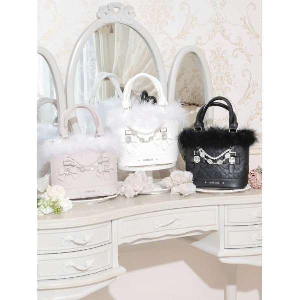 ⁎⁺˳✧༚ Mayぷる ☺︎ ˚✧₊⁎！ 新品！マイクロバニティ さきまるちゃんコラボ?キラキラバニティバッグ | ノエミー