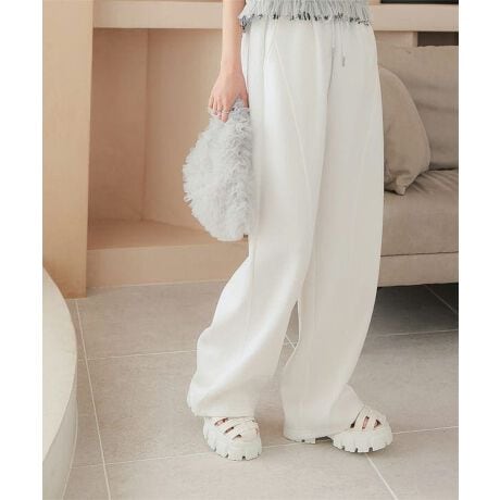 {[Ղ̃[YT}ɂȂJ[upcBɂ₩Ȑ؂ւC{t߂ȂfUCvXBYCNȃVc킹⃁n炷ZgbvXAăLC߃WPbgƂ̊OACeƂĕLeCXgɃ}b`񂵂̂gh{głByfށETCYzȂ݂̂XEFbgfށB݊̂郏ChVGbg̃CEɂؚ݂BR[fɎ₷̃X^COAbvf[gĂ{͗s̒Ԉړ₨ƎԂ̃bNXEFAƂĂ߁BTCh|Pbgtŗ֐#REx^X