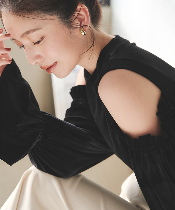 ショルダーカットベロアトップス [C7332] | 神戸レタス(KOBE LETTUCE