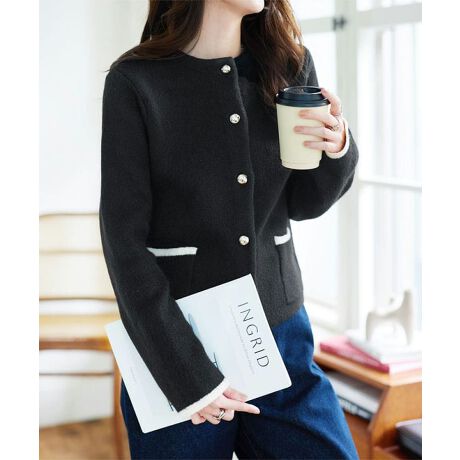 WPbgCNȃtH[}ojbgJ[fBtg̃_u{^GKgۗNVJȈۂȂJWAɂjbgWPbgBCgbvXƂĂCgAE^[ƂĂgIgiJ[fBKłByfށETCYzƂ݂̂jbgfށBWPbgfUCȂ璅SnŷȂ_炩́B񌳂͂Ƃm[J[^CvȂ̂ŃnClbN^[ggbvX킹Ƃ|PbgoCJ[ŉfBeB[fUC킢ꒅłB#REx^X