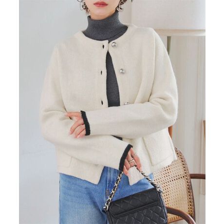 WPbgCNȃtH[}ojbgJ[fBtg̃_u{^GKgۗNVJȈۂȂJWAɂjbgWPbgBCgbvXƂĂCgAE^[ƂĂgIgiJ[fBKłByfށETCYzƂ݂̂jbgfށBWPbgfUCȂ璅SnŷȂ_炩́B񌳂͂Ƃm[J[^CvȂ̂ŃnClbN^[ggbvX킹Ƃ|PbgoCJ[ŉfBeB[fUC킢ꒅłB#REx^X