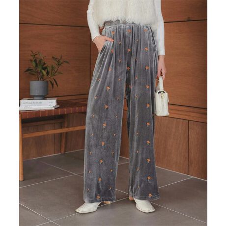 [^:M4137]݂̂V[YCNȕ\ۓIȃxApcBxȀ_炩Ȍ򊴂ƃgȏԎhJANZgɃNVJȕ͋CɎdグ{BeCXg킸LX^COɃ}b`Ă閜\́BN炵obOVGbgÂfނȂ̂Ŋ炩ȃJ[uCőlR[fɂ҂ByfށETCYzH~[h񂹂gh̃xAfށB{fBCEȂAtɒ̂ɉ؂₩˔V[YACeBEGXg̓SdlŃbNXĒpC[W[pcłB#REx^X