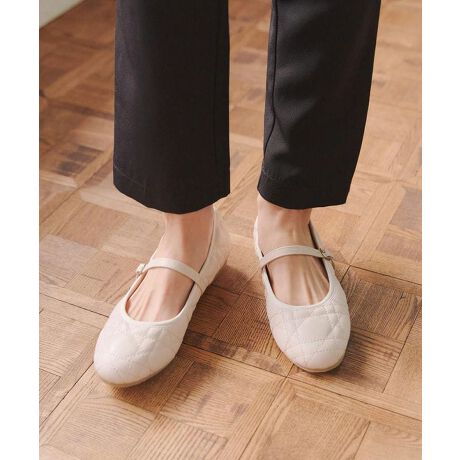 [^:I2642]NVJȑl̏iĂLeBO[WF[Bۂ݂̂tH炵tF~jȃR[fJWAX^CɂL}b`Bf͂ACA^Cc킹̃IVɂV[Y킸g܂ByfށETCYzS-LL4TCYWJBtbg\[ŕ₷ANbV̂_炩ȃtHKȗSnBTCY\ȃXgbvtœ₷tBbĝꑫłBgh̃TefނƉJ≘Ȃǂɂꂵ₷X[Xfނł̂pӂłBS:22.5-23.0/M:23.0-23.5/L:23.5-24.0/LL:24.0-24.5#REx^X