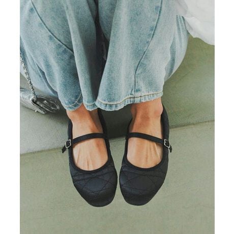 [^:I2642]NVJȑl̏iĂLeBO[WF[Bۂ݂̂tH炵tF~jȃR[fJWAX^CɂL}b`Bf͂ACA^Cc킹̃IVɂV[Y킸g܂ByfށETCYzS-LL4TCYWJBtbg\[ŕ₷ANbV̂_炩ȃtHKȗSnBTCY\ȃXgbvtœ₷tBbĝꑫłBgh̃TefނƉJ≘Ȃǂɂꂵ₷X[Xfނł̂pӂłBS:22.5-23.0/M:23.0-23.5/L:23.5-24.0/LL:24.0-24.5#REx^X