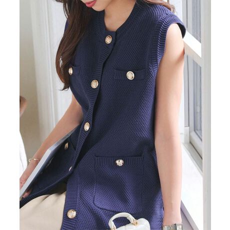 [^:N1172]ghCNȃC[hX^Cɂ͌ȂjbgxXgB{^̃ANZgoAWPbĝ悤ȌڂۓIȈꖇBAAVA[gbvXȂǃCi[ŕL񂹃V[YXŊ􂵂܂ByfށETCYzhC^b`ȃX|fBbVjbgfށB▭ȃTCWÕ{bNXVGbg͑̌^Jo[ʂꂵ`jbNB{^̊JňۂςAfC[g̒Ȃɕω点ĂjbgWłB#REx^X