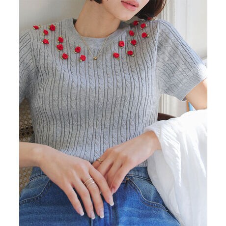 [^:N1173]t炵ԃfUClP[ujbgB̂KN`[tzFJ[܂肰Ȃ؂₩ɈĂĂANZgBĂ͈ꖇŁAHD킹ƏH܂Œ񂹂锼ujbggbvXłByfށETCYzP[u҂݂iȃT}[jbgfށBANZHDƂ̗ǂN[lbNɃC/AEgX^CoX悭L}V[g̃ghVGbgBÂȂfUCőlJWAX^Cɂ҂ł#REx^X