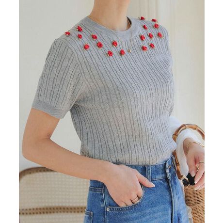 [^:N1173]t炵ԃfUClP[ujbgB̂KN`[tzFJ[܂肰Ȃ؂₩ɈĂĂANZgBĂ͈ꖇŁAHD킹ƏH܂Œ񂹂锼ujbggbvXłByfށETCYzP[u҂݂iȃT}[jbgfށBANZHDƂ̗ǂN[lbNɃC/AEgX^CoX悭L}V[g̃ghVGbgBÂȂfUCőlJWAX^Cɂ҂ł#REx^X