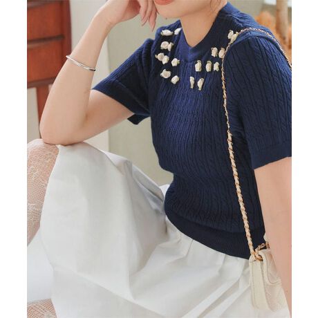 [^:N1173]t炵ԃfUClP[ujbgB̂KN`[tzFJ[܂肰Ȃ؂₩ɈĂĂANZgBĂ͈ꖇŁAHD킹ƏH܂Œ񂹂锼ujbggbvXłByfށETCYzP[u҂݂iȃT}[jbgfށBANZHDƂ̗ǂN[lbNɃC/AEgX^CoX悭L}V[g̃ghVGbgBÂȂfUCőlJWAX^Cɂ҂ł#REx^X