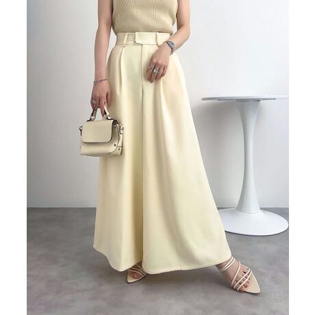 [^:M4158]gVGbgChtApcBɌčLfUČ^Jo[ȂƂۂɁBx[VbNȂꂢ߃tF~jȃVGbgŁAʋ΁EItBXErWlXJWA܂ŕLBJWAȃgbvXƍ킹΃It̓̃R[fɂBg񂪃oX悭AVGbgȈ{ЂByfށETCYzq[⃍[t@[킹Ăꂢ߂ɁAXj[J[ŃJWAɂƁAV[ɍ킹Ď݂ɃX^CO\B֗ȃ|PbgāApQłBgbvXCăVGbgۗX^CbVȒȂArbOVGbg̃gbvXƍ킹ăbNX̂邱ȂX^CȂǁALR[fBl[gy߂܂B#REx^X