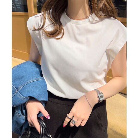 [^:C7468]VN̂悤ȏiȊ炩̃VPbggbvXBfފAVvȂꖇŃT}ɂȂBfC[gWPbg̃Ci[ȂǃItBXX^C܂ON/OFF킸񂹂閜\TVcB̓Ci[ɂdlɂȂĂ̂|CgByfށETCYzƂ̂VL[^b`ȃ|`fށBLkȂAɂnŃVGbgLCɌĂꒅBCi[≺Jo[fUC{m[X[ugbvXł#REx^X