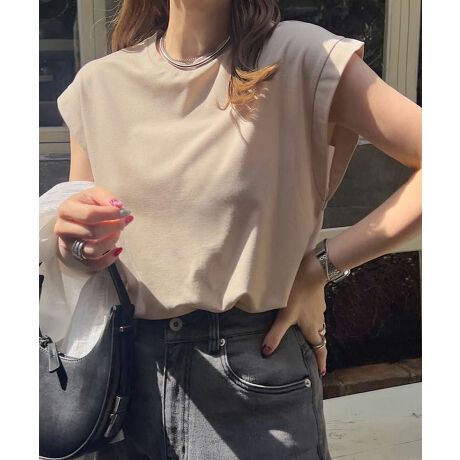 [^:C7468]VN̂悤ȏiȊ炩̃VPbggbvXBfފAVvȂꖇŃT}ɂȂBfC[gWPbg̃Ci[ȂǃItBXX^C܂ON/OFF킸񂹂閜\TVcB̓Ci[ɂdlɂȂĂ̂|CgByfށETCYzƂ̂VL[^b`ȃ|`fށBLkȂAɂnŃVGbgLCɌĂꒅBCi[≺Jo[fUC{m[X[ugbvXł#REx^X