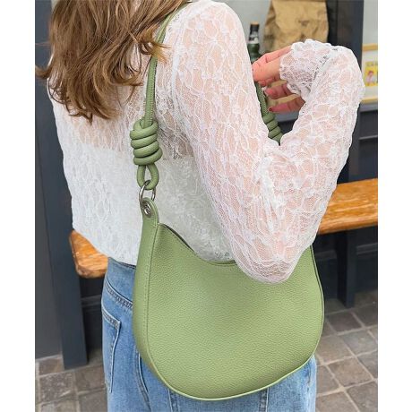 [^:B1617]R[f̃|CgɉfAiłȃfUCnhobOBƂtHƌіڕ̃nhAl̗VѐS~jobOłBO\ȃV_[XgbvtŁA莝|y߂2WAYdlBJWAR[fɂ͔Aꂢ߃X^Cɂ͍̏iYĂAЂƕiłByfށETCYzyɎĂ邿傤ǂTCYŁÃX^COɋCyɎ₷ACeBRpNgȂAoɕKvȃX}zEzERXȂǂ̕Ki܂pIȎ[́B|Pbgtŉו̐₷At@Xi[JŒgɂ̂Ƃo◷sȂǁAĝ悢TCYłB#REx^X