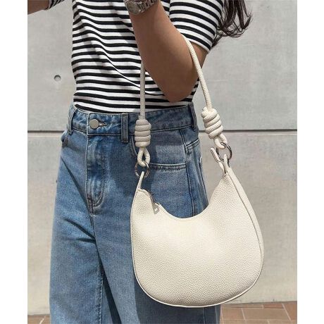 [^:B1617]R[f̃|CgɉfAiłȃfUCnhobOBƂtHƌіڕ̃nhAl̗VѐS~jobOłBO\ȃV_[XgbvtŁA莝|y߂2WAYdlBJWAR[fɂ͔Aꂢ߃X^Cɂ͍̏iYĂAЂƕiłByfށETCYzyɎĂ邿傤ǂTCYŁÃX^COɋCyɎ₷ACeBRpNgȂAoɕKvȃX}zEzERXȂǂ̕Ki܂pIȎ[́B|Pbgtŉו̐₷At@Xi[JŒgɂ̂Ƃo◷sȂǁAĝ悢TCYłB#REx^X