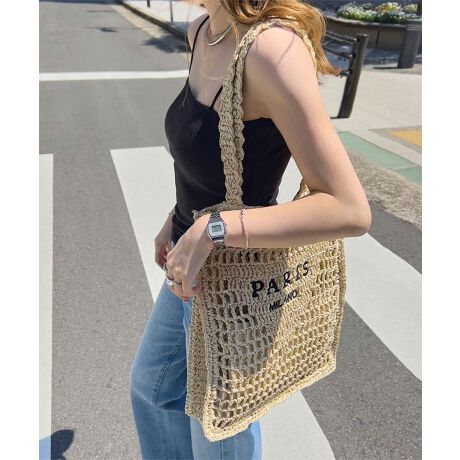 [^:B1624]i`ȕ͂́ASy[p[obOBc̃XNGAVGbgX^CbVŁAڈȏ̎[͂Ȃy₩ɎĂ̂|CgBʋĈ҂ݒnƂ肰ȂSAl̃JWAX^Cɒ悢vXĂ܂B|₷߂̃nhŁAig͂A][g◷sAv[ȂǉĂ̂oV[ɂ҂łByfށETCYzA4TCY500ml̃ybg{g܂[͂ŁAڂ͌y₩łpBĉƂVGbgÂɉăi`ɓ݁AꂽۂɎdオ܂Bgق̂蓧fUCA|[`ВX^CO߁#REx^X