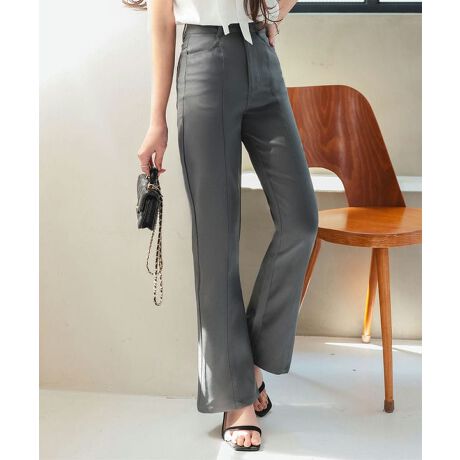 RȃCŋrĂgZ^[V[tApcB[߂̌ҏƃZ^[V[c̃CƂrVGbgo܂BɂĂ₩ɍLtACтɂȂ₩ɗhꏗ炵炩vXBɍ킹▭ȏ䊴ŃtbgV[YłiɐȂꖇłByfށETCYzEGXgʒu͂⍂߂ɐ݌vĂ莩RƍʒuăX^CAbvĂ܂Bqbv⑾͂ƌȂ琞ɌĊɂ₩ɍLtACr̃CE₳Jo[BؚȃV[Y₫ꂢ߂ȃgbvXƍ킹Εî鏗炵tF~jR[f܂BIׂ3TCYWJB#REx^X