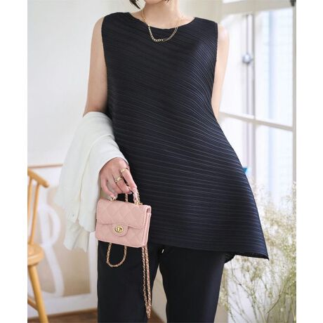 [^:C7522]ӂƍLACƃAVg[ȃVGbgAv[cuEXB@ׂɓ΂߃v[c_炩˂Aiȉ؂₩Ɨ̊o܂BAVg[Ȑ̃CAtF~jȈۂɂ肰ȂƃjAXvXBтɗhĕ\ςfUCŁAVvȂۓIȃX^CɁBs₨oAꂢ߃JWAɂ􂷂Al킢ꒅłByfށETCYzق̂VA[v[cnŉĂł܂Zĝ̃CEɂACVGbgŁAӂƑ̌^Jo[Ȃ茩Bv[ȃm[X[uŃJ[fBKHD₷̂|CgB̂ȂNV[ȒSnBⒷ߂̒́ACɂȂqbvCRɃJo[Ă܂B#REx^X