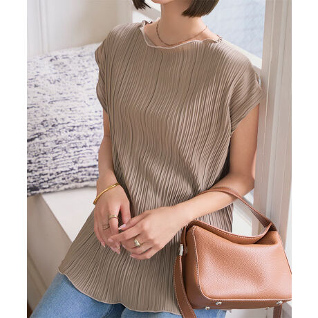 [^:C7592]VbNȑl͋̕Com[XuEXB̊̂郊uv[c\Lɒf؂₩BL~sTyȂǂ̃Ci[gɂd󂵁Afނ̃pcyM4261zƍ킹ăIVȃZbgAbvX^Cył܂yfށETCYzv[cH{̃jAXgbvXB̂y₩шۓIȕ\vXBĝ̃CJo[ȂAEgX^CXbLĂ`jbNgbvXłB#REx^X