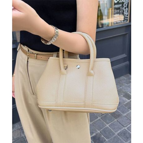 [^:B1637]ŏiȃtFCNU[̃~jnhobOBڂ͏ԂłAoɕKvȃACeƓ[͂O\ȃV_[XgbvtŁA莝E|2WAYŎĝꂵ|CgBJWA炫ꂢ߃R[f܂ŕL}b`ÃX^COɎꂽȂACełByfށETCYzĂȒPȍfށBKvȂ̂܂A傤ǂTCỸ~jobOB}`tŎ[͂AX}zzAnJ`ȂǂoɕKvȃACe[ł܂BV_[Xgbv͒\ŁA΂߂OKBy₩ɎāAfC[͂AƂoɂ҂̈iłB#REx^X