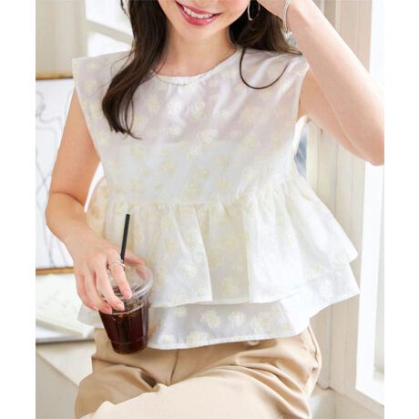 [^:C7644]ӂƍLtɁA@ׂȃWK[h̏ԕڂ䂭VA[uEXBقǂ悢ƌy₩ȑfނAĂ炵u₩ƔYĂ܂BT߂Ȃ݊̂长ADiȈۂɁBꂢ߂ȃ{gƍ킹΁AoItBXV[ɂ҂ȈꖇłByfށETCYz悭Ƃ̂gƁÂɒȂӂVGbgB߂̐؂ւʒuƓit̃fUCǍ^Jo[ƃX^CAbv𗼗Ă܂B܂͂ƌA₷C킸Tbƒ邾ŉ؂₩Ɍ܂AuEXłB#REx^X