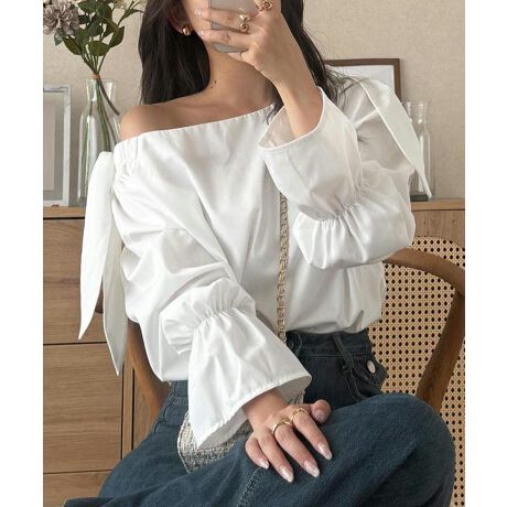 [^:C7606]lXȕ\ŒȂfUCuEXBm[}ȃ{[glbNAV_[̒ŃwV[ȔX^Cy߂ꖇBJWALC߂܂łȃghX^CɎdグĂluEXłyfށETCYzVɂȂɂRbgVcfށB{ۂ񑳂̃ANZg炵iɉ؂₩oBfC[̂oItBXX^Cɂ񂹂lLfBX[ugbvXłB#REx^X