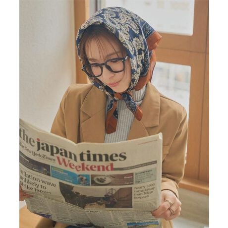 [^:J1182]̃R[fBl[gɉ؂₩YA70~70TCY̑唻XJ[tB񊪂o_iAwAɌ񂾂AWR݁BƑ݊AobOɌŃANZT[oŎĂtĂ͗[΍ɁAH~͊΍ɂƁAI[V[Yg閜\ACełByfށETCYz悢TCYŎ񌳂ɊĂɊ|ĂoX悭܂ꖇBOp܂ɂČ|΃V[̂悤ɁAEGXgqbvɊ΃gh钅Ȃy߂܂BZj[sAHȂǓʂȃV[ɂfAƊ̂鑕iɈĂĂ܂B#REx^X