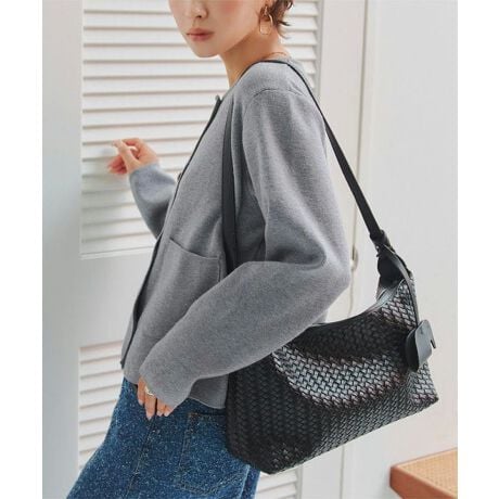 [^:B1645]҂ݍ݃fUCȂꂽۂ^Aۃ`[t̃obO`[tV_[obOB}`̂ŌڈȏɎ[͂AfC[gɂ҂łBO\ȃ`[؂₩ȃANZgƂȂAVvȃfUCɒ悢ghƍvXBIEIt킸LR[fBl[gɃ}b`AG߂V[I΂􂵂ĂDGACełByfށETCYzz|[`ȂǂoɕKvȃACe[\B|Pbgtŏ̐₷AobO̒gƐ܂BV_[Xgbv͒\B肪󂭂̂ŁAʋ΂ʊwAItBXV[͂Ax̂o◷sȂǗlXȃV[ŉKɊ􂵂܂B#REx^X