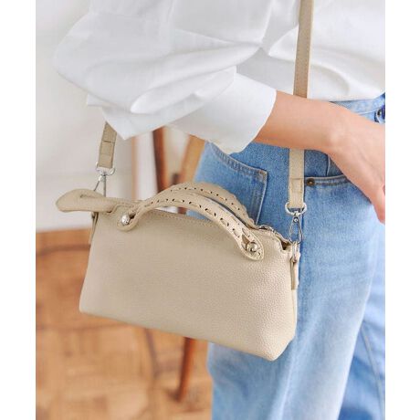 [^:B1644]Xeb`fUC肰ȂANZgYnhobOBV_[xg͎O\ŁAnhobOEV_[E΂ߊ|3WAYdlƂĊ􂵂܂Bꂢ߂Ȓʋ΃R[fJWAȂoX^C܂ŕL}b`ÃR[fBl[giグBG߂킸gfUCŁAtďH~ʂđl̂y߂閜\ACełByfށETCYzRpNgȌڂȂ}`ƂAX}zzȂǂoɕKvȃACe܂܂B|Pbgtŏ𐮗₷AobO̒ꂢȏԂɕۂĂ̂|CgBJLg₷߁Aו̏oX[YŁAgɉKȃTCYłB#REx^X