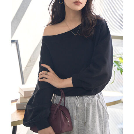 [^:C7675]fBCNɒȂItV_[XEFbgBL߂̋݃fUCŒ悭wV[ȔĂꖇB{[glbNłV_[łlbNCAؚɂ݂Ăl̃XEFbggbvXłyfށETCYzV[YXŒ񂹂闠уXEFbgfށBƂVGbgɃ{[̂X[ufUCbNX^ȂꂽtoBX^CɃn炵Ă▭ȏ䊴ƃTCY͂̈ꒅłB#REx^X