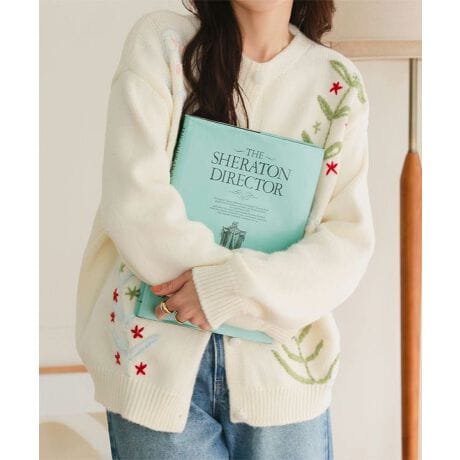 [^:N1254]炵ohJjbgJ[fB\ʊ̂闧̎hJ̓R[fɉs炵Aԕ̃J[zF؂₩vXBȂ肷JWAeCXgɂ킹₷l̉ԕjbgJ[fBKłByfށETCYz芴̂_炩jbgfށB悢݂ACi[̌^ɋHDƂĂN[lbNjbgƂĂ񂹂ꒅB{^̊Jŕ\ςATVcVA[gbvXȂǂ킹C[hX^Cy߂ꒅłB#REx^X