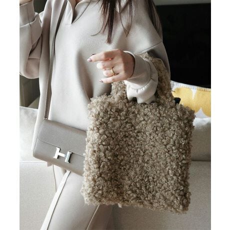 [^:B1625]lCCtGT[yYuumiR{zt@[obOBv킸GꂽȂӂӂ̃{[ŁAŋGߊƂȂꊴvXBVvȃR[fCɉ؂€A~̂C߂Ă܂BǂȃX^COɂޖ\ŁA~̃[h[uɂЂƂĂACełByfށETCYzڂ̓RpNgłAzEX}zE|[`܂֗ȃTCYBɂ̓t@Xi[t|Pbg܂2̎[A萮łĒU炩ɂ̂|CgłBfC[R[f͂A~̂o◷sAqɂ􂷂闊obOłB#REx^X