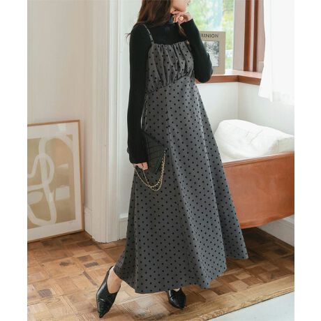 [^:E3543]iȃhbglۂ^AtbL[hbgMU[s[XBӂƃMU[񂹂fUCAтɂ₳hď炵Ă܂BTVc^[gd˂AJ[fBKHDƁAG߂킸񂹂̂́BĂ΂ʋ΁Af[gȂǁA܂܂ȃV[Ŋ􂷂邫ꂢ߃s[XłByfށETCYz悢Ƃ̂VGbgŁẪCE킸NV[ȒSnBEGXg̓obNSdlœ₷ARɃX^CAbv܂B߂̏䊴rƌAiőlۂɁB@ׂȃhbg؂₩YAꖇŃoX悭܂閜\s[XłB#REx^X