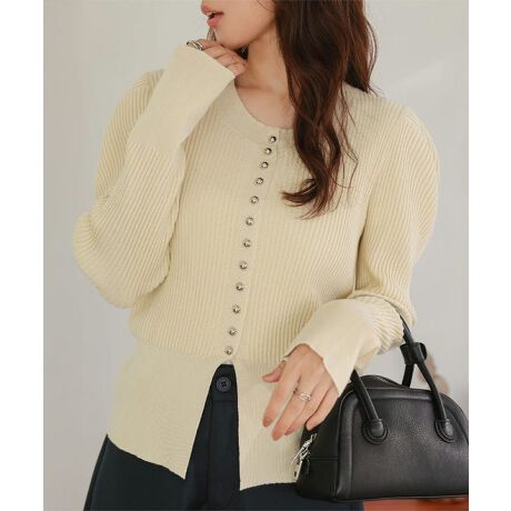 [^:C7716]炵VGbgĂA{[͂̃ujbgJ[fBKBtgɕ񂾃Vo[{^iȃANZgƂȂAVvȂfꖇłBfjXJ[gȂǕL{gɍ킹₷AꖇŎƂĂAAE^[̃Ci[ƂĂ􂷂閜\ACeBꂢ߂lJWAAʋ΃X^C܂ŁA܂܂ȃV[ŗDGJ[fBKłByfށETCYzu҂݂̐LkjbgfނŁAقǂ悭ĝɊYtBbgBcC邽߁ARƍ׌E茩܂B܂肪傫ɂ̂VGbgŁAcꂵɂAr܂ؚɌĂ̂|CgBꂢƒ񂵗͂ǂ˔ACełB#REx^X