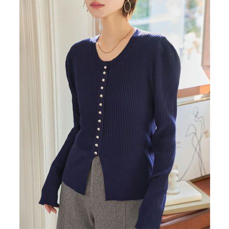 [^:C7716]炵VGbgĂA{[͂̃ujbgJ[fBKBtgɕ񂾃Vo[{^iȃANZgƂȂAVvȂfꖇłBfjXJ[gȂǕL{gɍ킹₷AꖇŎƂĂAAE^[̃Ci[ƂĂ􂷂閜\ACeBꂢ߂lJWAAʋ΃X^C܂ŁA܂܂ȃV[ŗDGJ[fBKłByfށETCYzu҂݂̐LkjbgfނŁAقǂ悭ĝɊYtBbgBcC邽߁ARƍ׌E茩܂B܂肪傫ɂ̂VGbgŁAcꂵɂAr܂ؚɌĂ̂|CgBꂢƒ񂵗͂ǂ˔ACełB#REx^X