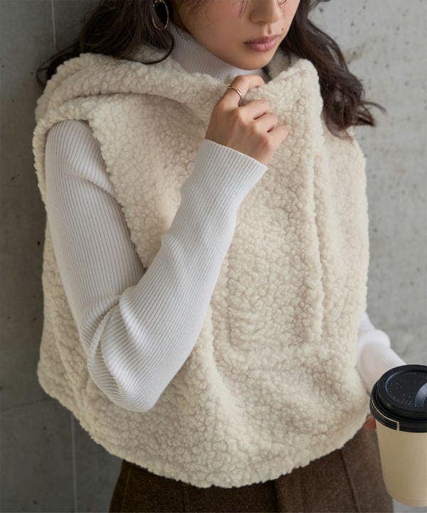 フード付きボアベスト [C7738]