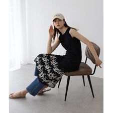 コード刺繍レースワンピース