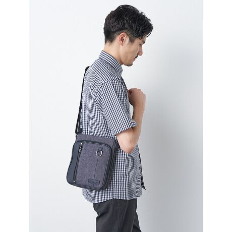 W̃|GXegp~jV_[obOBiȃtFCNU[ŐؑւvXBLxȃ|PbgAeʒ߂̃}`ADJgȂǋ@\[Bg̗ǂ^eTCYŁA^тɕ֗ȃACeɁB