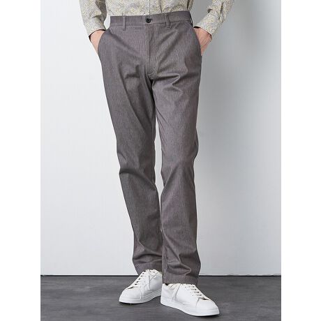 Rȃ̃cCW[WngpM[tBbgpcBN[XvX̖JWA^CvŁAVGbg̓uhԂ̊Â₩pcƓ^ɁB̗]ȂyBz̗lɌW[W̐nŁA^eARɐLтLkƃVGbgۂی`|CgB