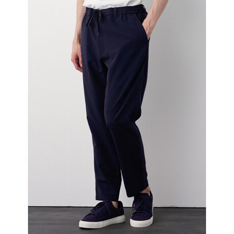 l̍@ngpC[W[pcBi`ȕ|GXeŕ\ĂfނŁAVɂȂɂ₷_BVcWPbg̍킹܂ŃbNX̂X^COɁBEGXgɂ̓xg[vtĂAXsh[Axggpp\BC[W[pc25NtăV[YTCY̌sA]̌^n[tTCYقǂƂɕύXĂ܂B