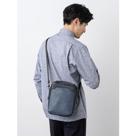 [^:7250922][^:7250922]}bgȃtFCNU[gp̂V_[obOBX[Xƌ^iɐ؂ւfUCŁAC̊J傫J邱ƂłAו̏oꂪeՂɍs_͓IBLxȃ|PbgAڈȏ̎[͂ACeB