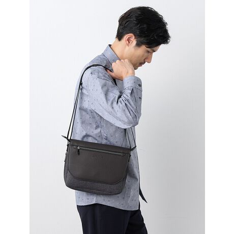 [^:7250923][^:7250923]W̃|GXegptbvV_[obOB}bgȃtFCNU[̐ؑւfUCōvXBLxȃ|PbgAeʒ߂̃}`Ȃǋ@\[ȃACeB